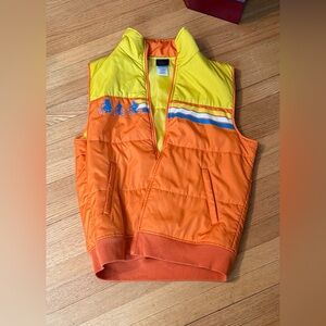 Netflix Stranger Things retro 80s-style puffer vest Size Large